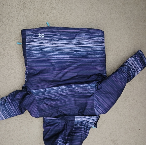 Winter jacket - Picture 4 of 4